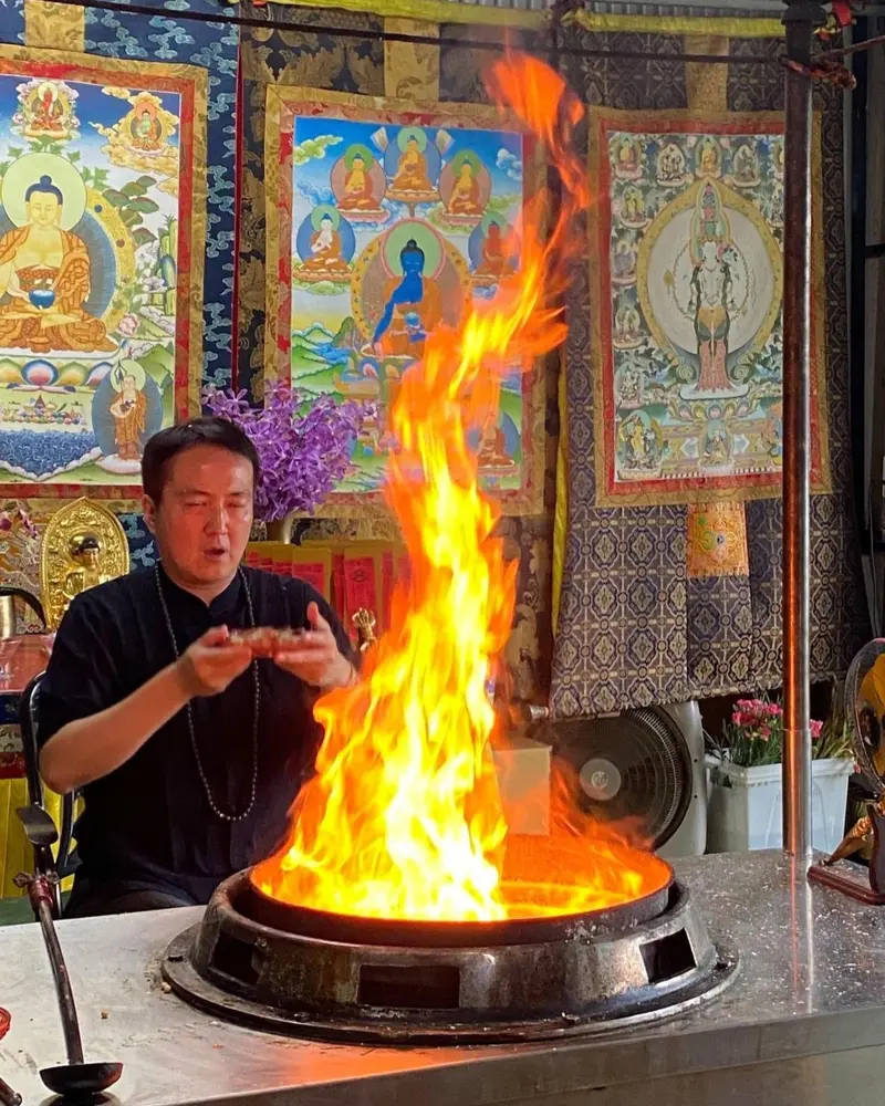 仙成師主法護摩火供